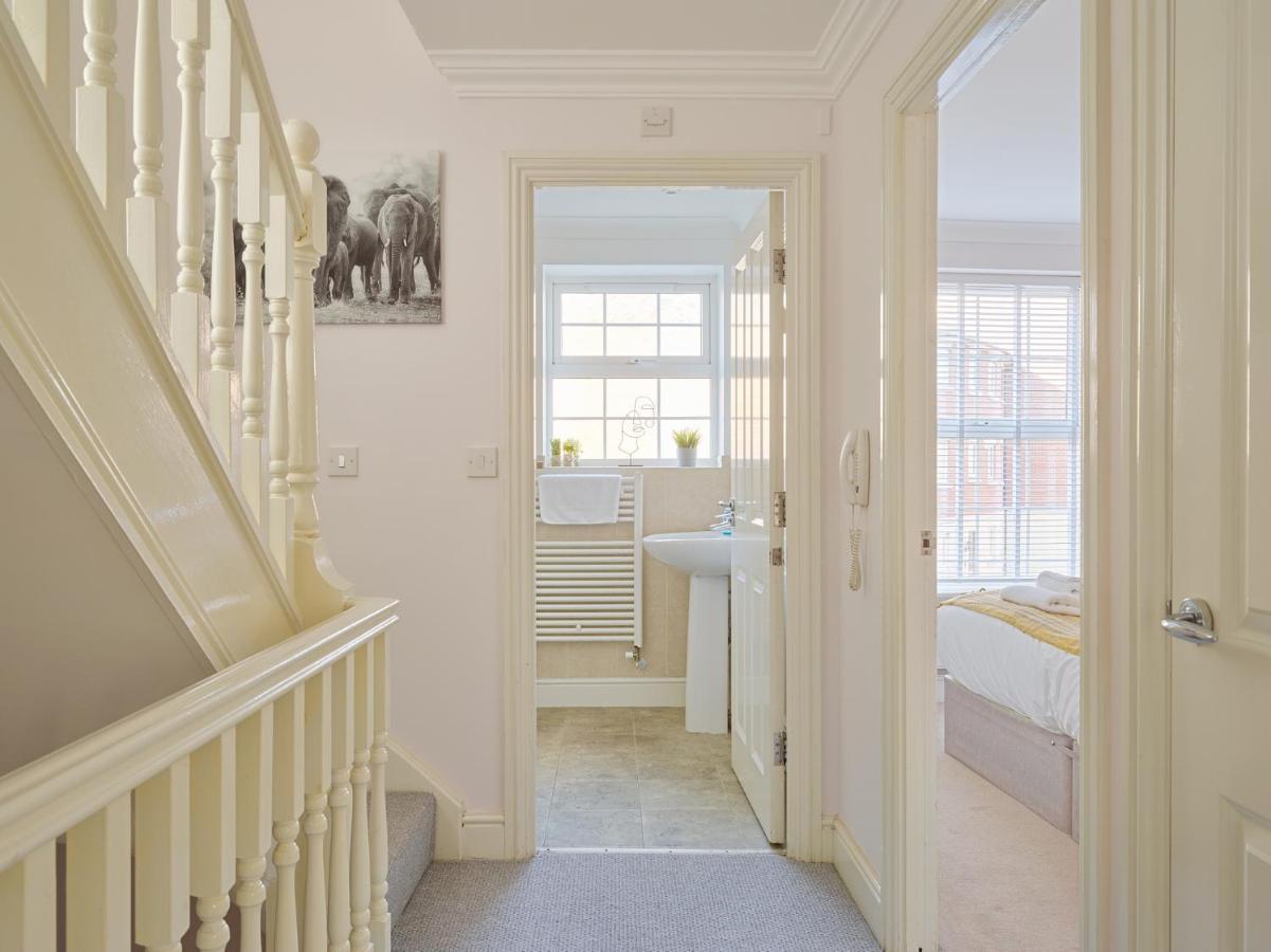 Holiday home Curb - Gorgeous 3 Bedroom House Close To Town Centre Cheltenham